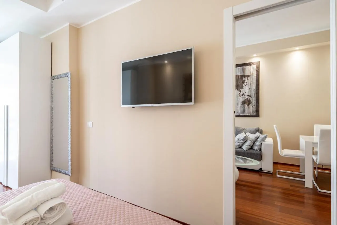 شقة Smart And Central Flat In Porta Venezia By Easylife ميلان إيطاليا