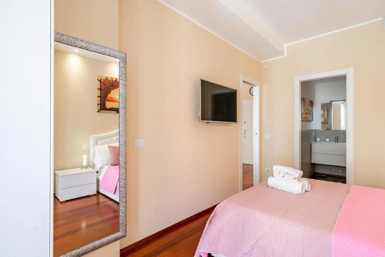 شقة Smart And Central Flat In Porta Venezia By Easylife ميلان
